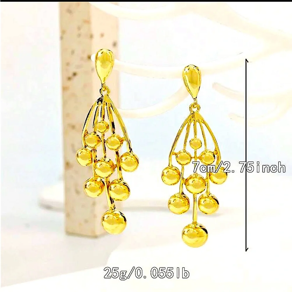 Elegant Gold Drop Earrings - Picture 3 of 3